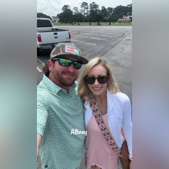 Meet your Posher, Allison - Picture 5 of 6